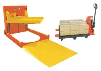 PALLET LEVELER WITH TURNTABLE  LOWERS TO FLOOR HEIGHT