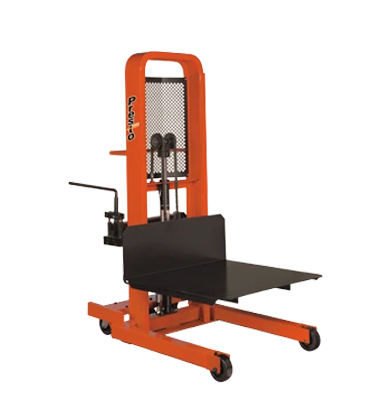M800 Series Hand Operated Stackers